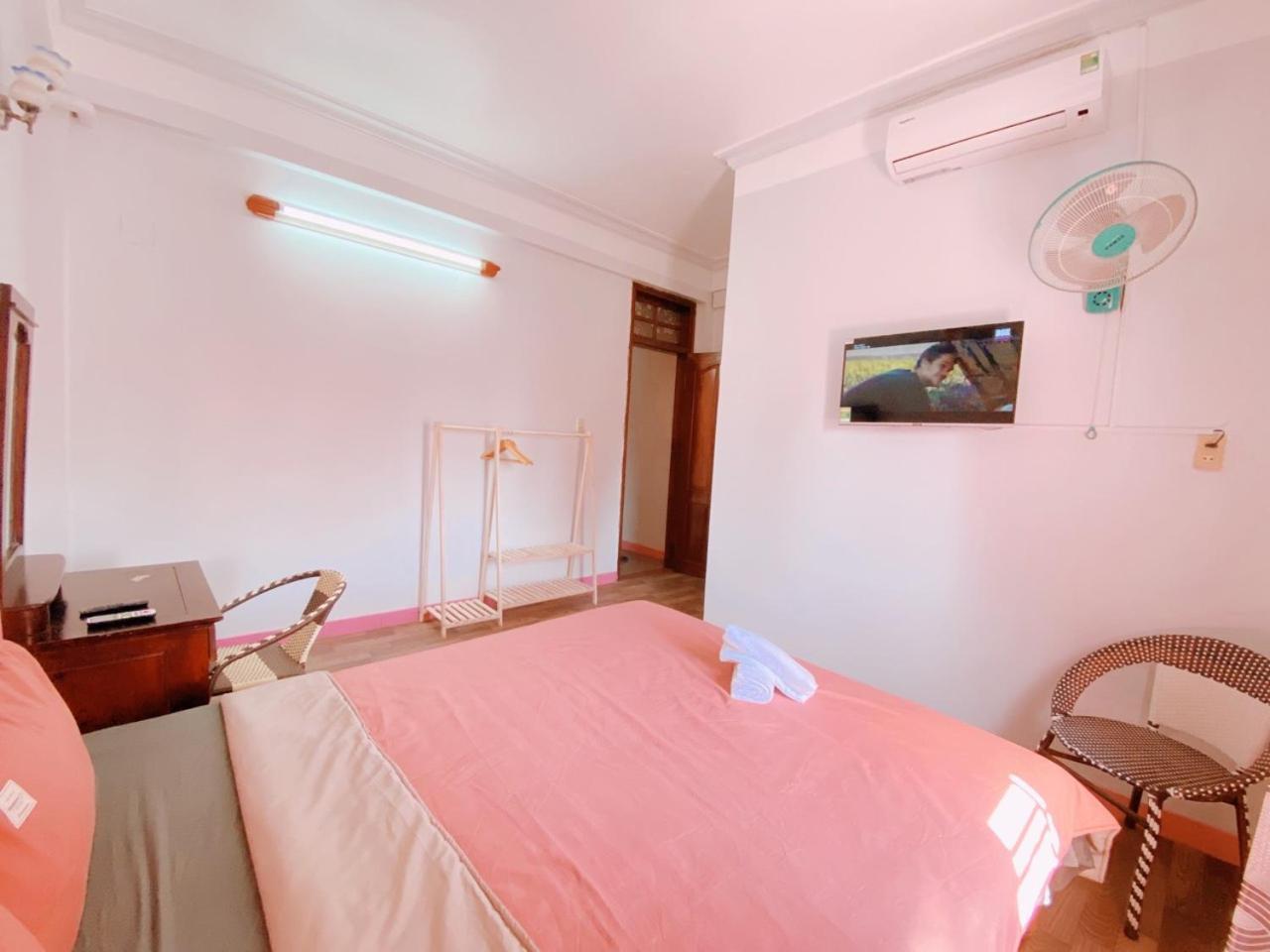 Happy House Homestay เว้ ภายนอก รูปภาพ